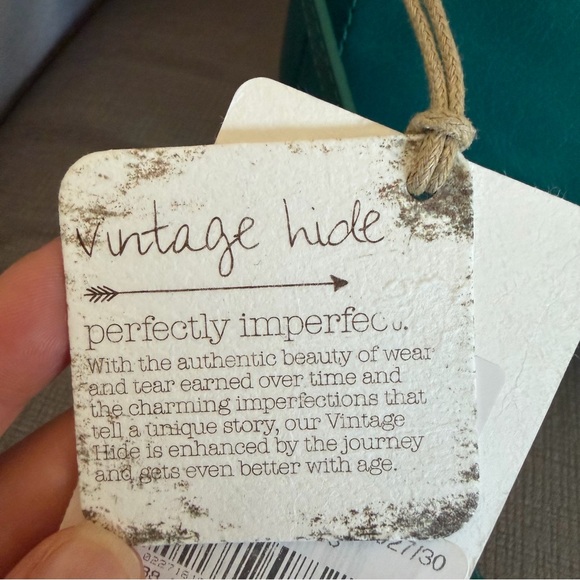 NWT HOBO Cadence GENUINE Leather BLUEGRASS Crossbody Bag - Picture 13 of 13